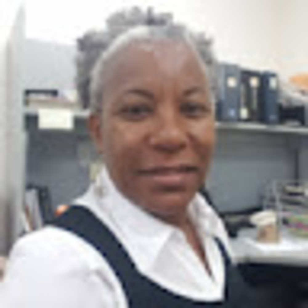 Meet your Posher, Debra